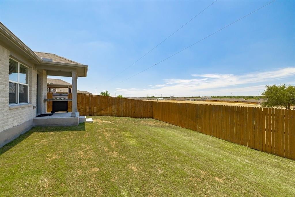 Dubina Ave, Georgetown, TX 78626