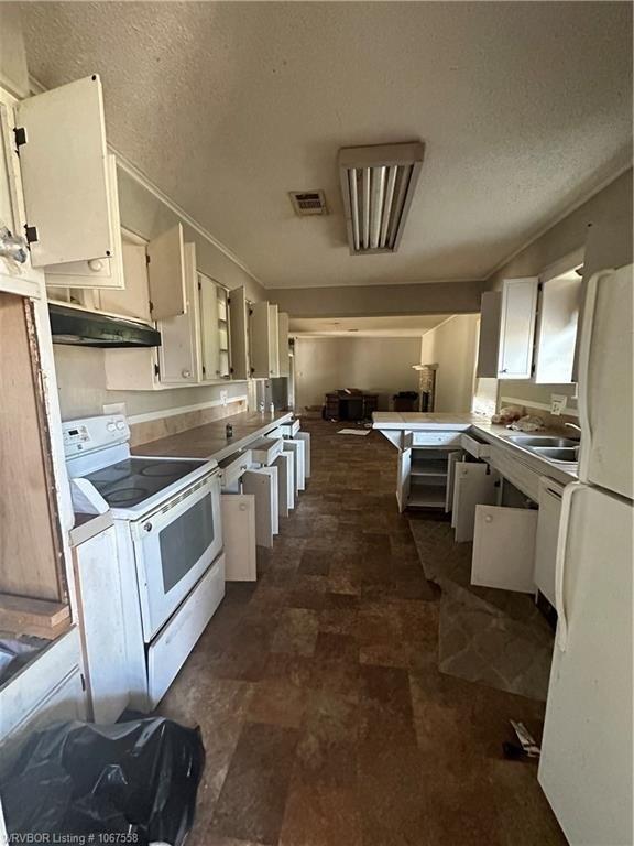 Rena Rd, Van Buren, AR 72956
