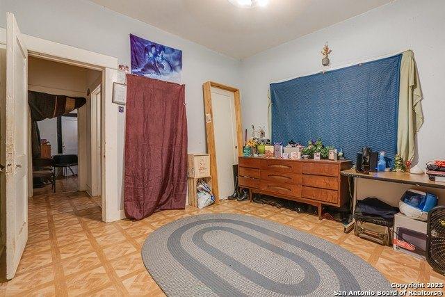Leal St, San Antonio, TX 78207
