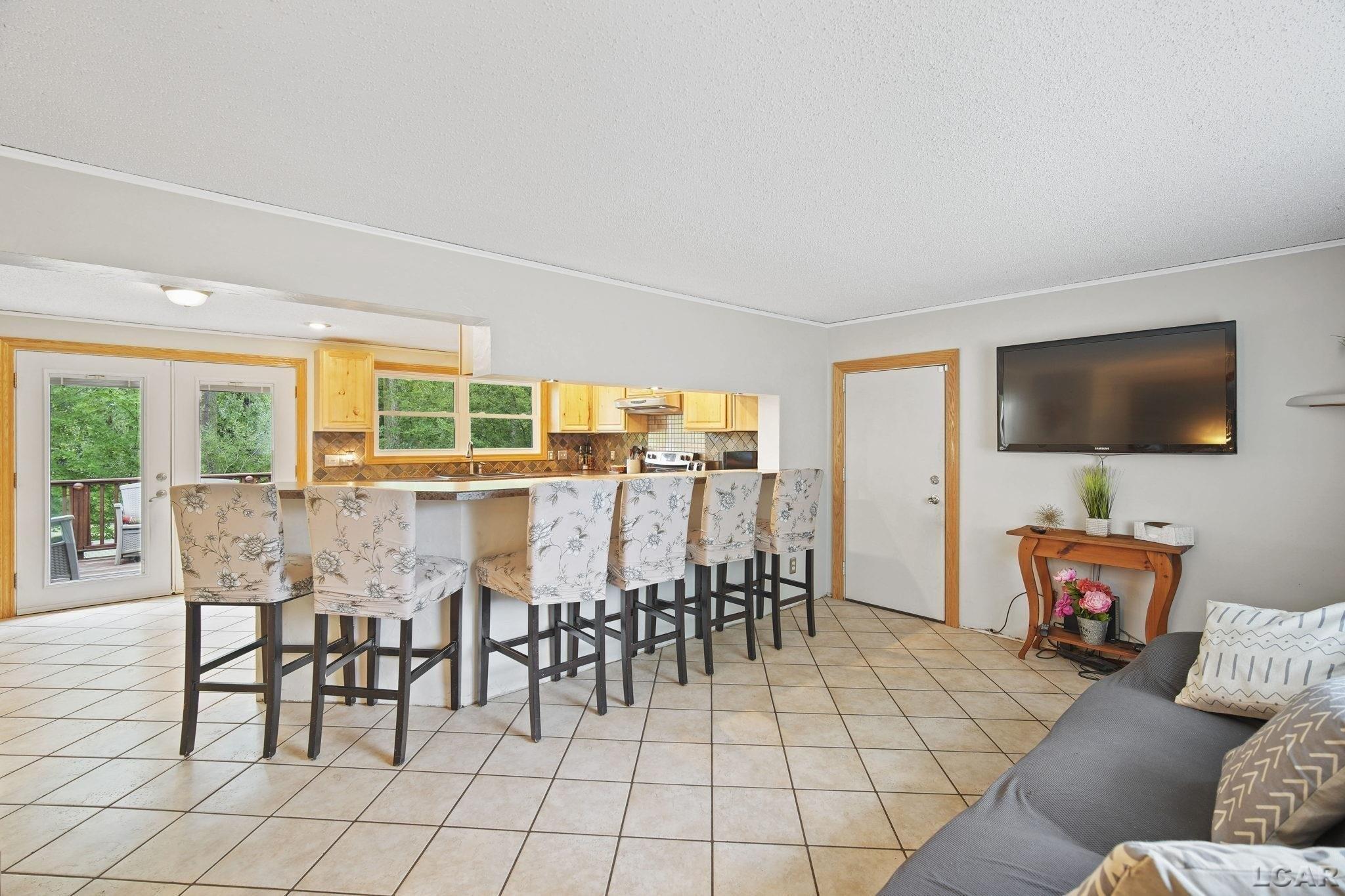 Hooks Mill Rd, Adrian, MI 49221