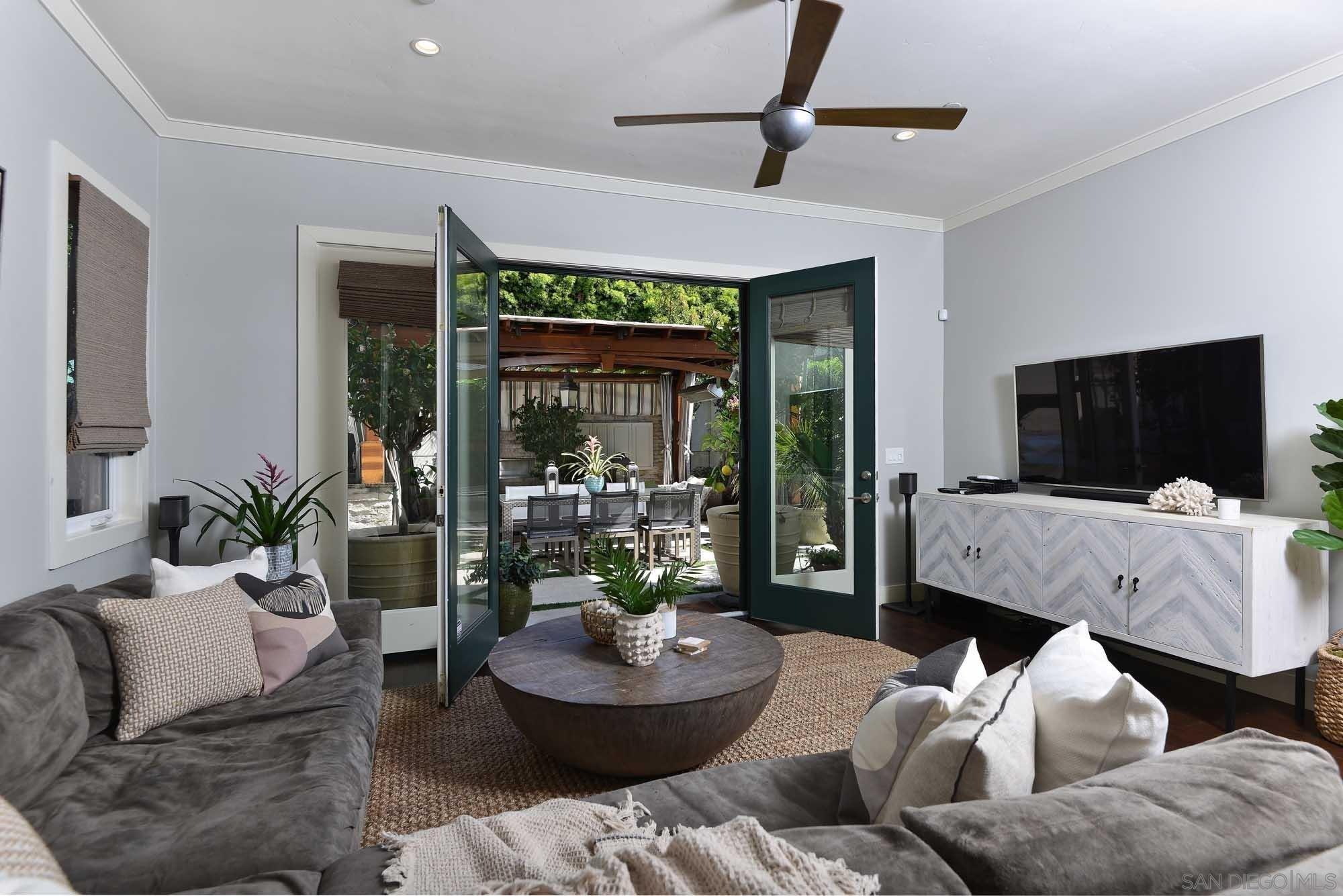Dowling Dr, La Jolla, CA 92037