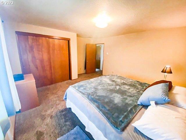 N Harbor St, Rockaway Beach, OR 97136