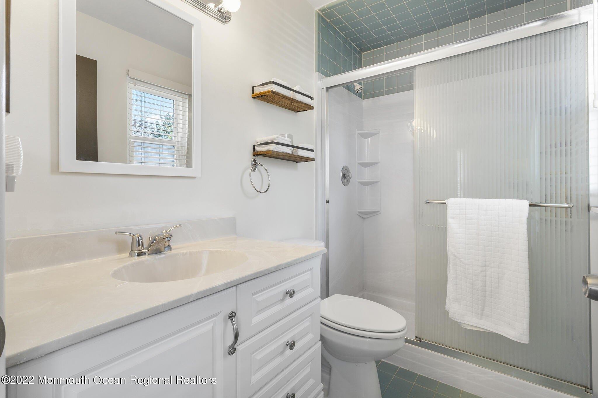 Liverpool Cir, Manchester, NJ 08759