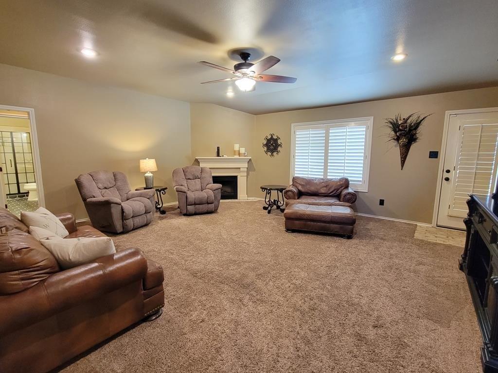 Shepherd Cir, Andrews, TX 79714
