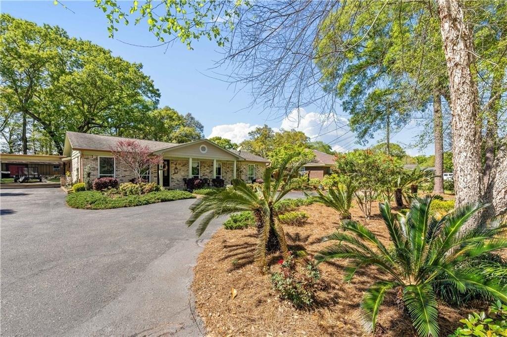 Cody Rd S, Mobile, AL 36695