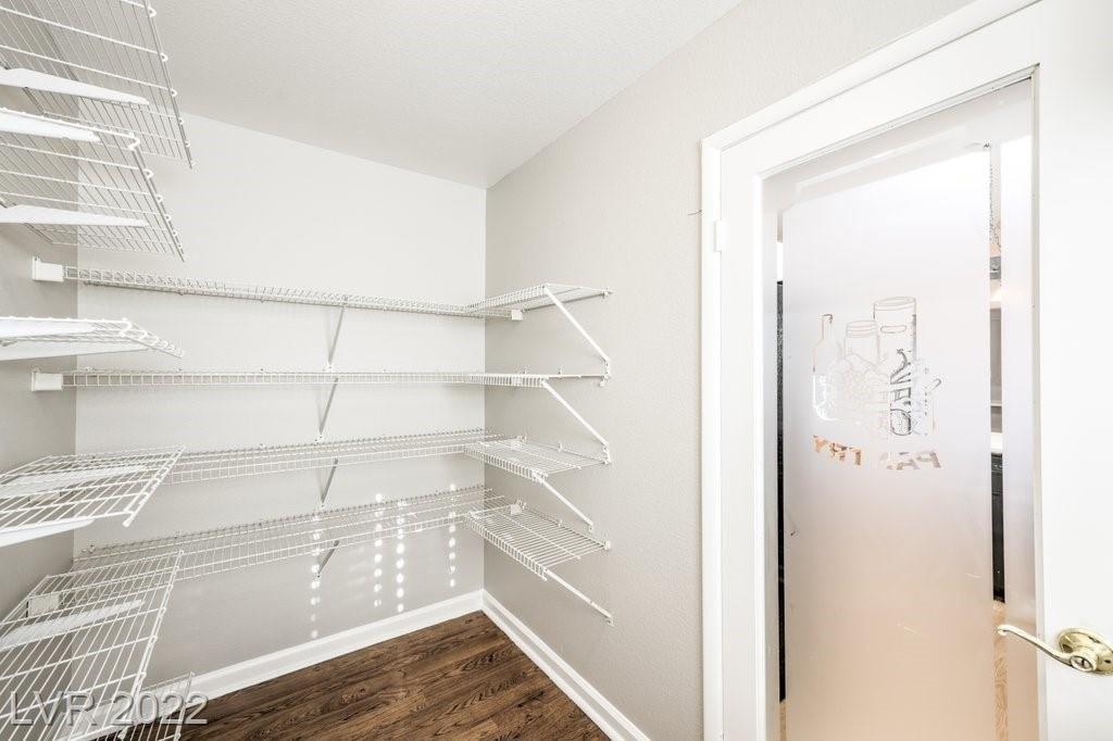 Valley Pine Ct, North Las Vegas, NV 89032