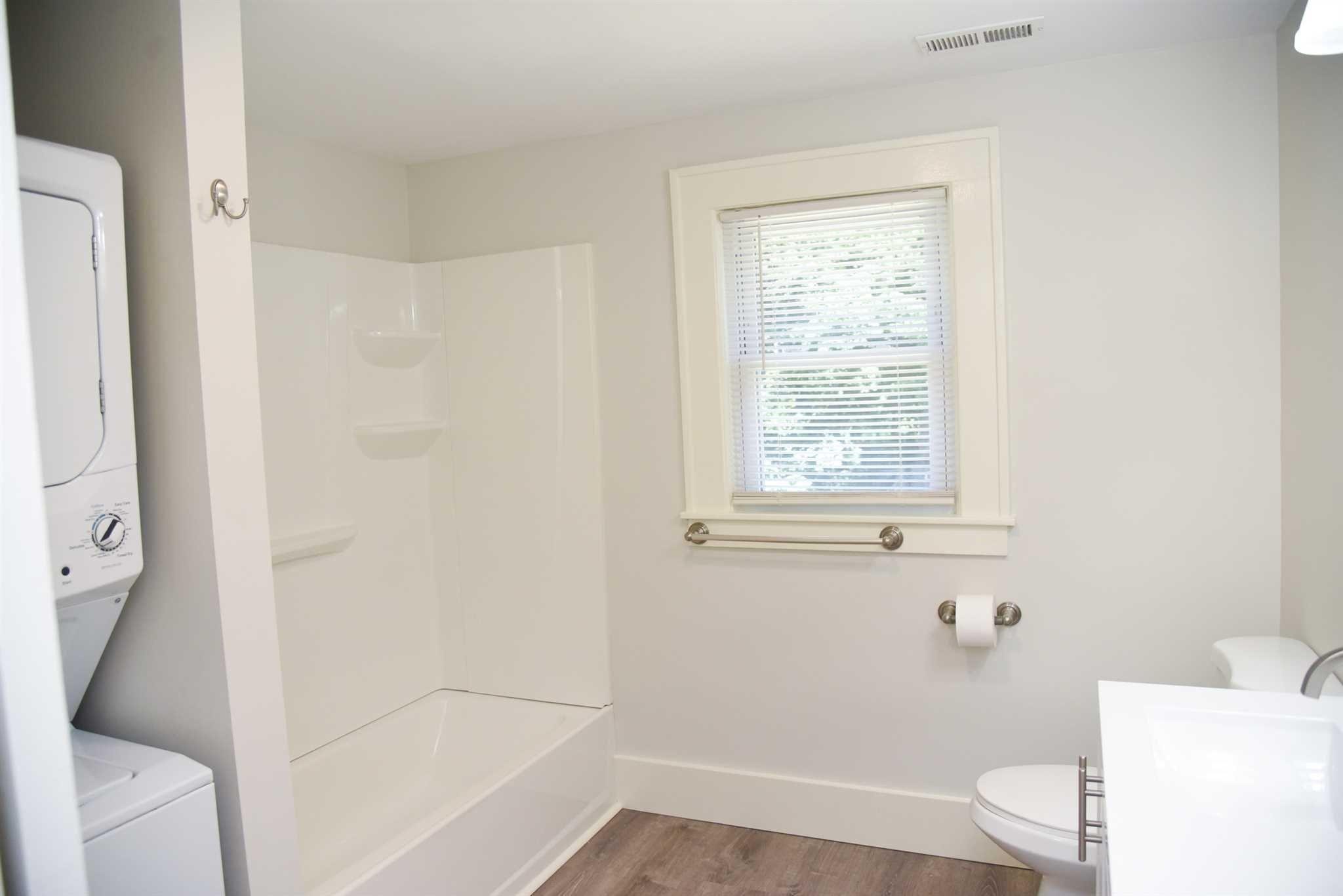 Davis Ave, Poughkeepsie, NY 12603