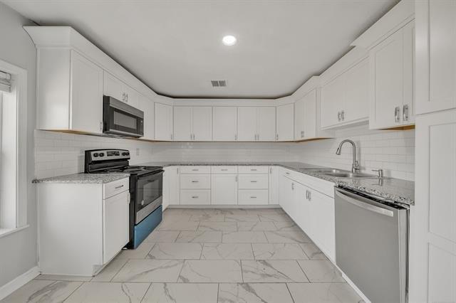 E 121st St S, Coweta, OK 74429