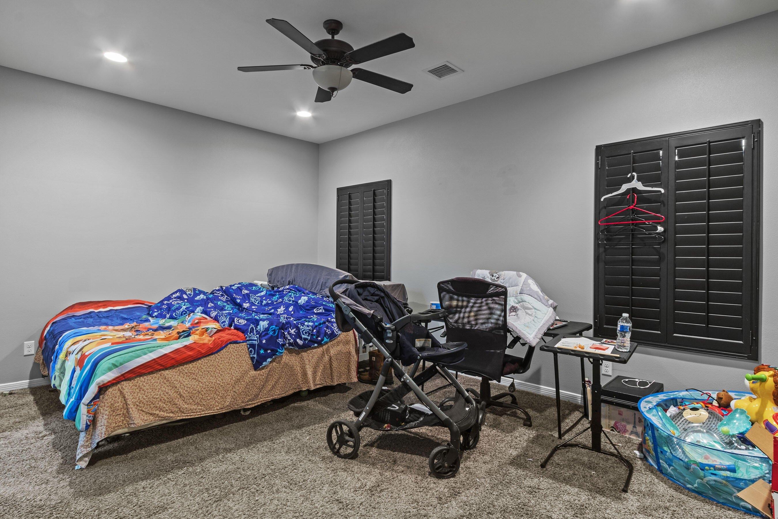 Loma Esmeralda Dr, El Paso, TX 79938