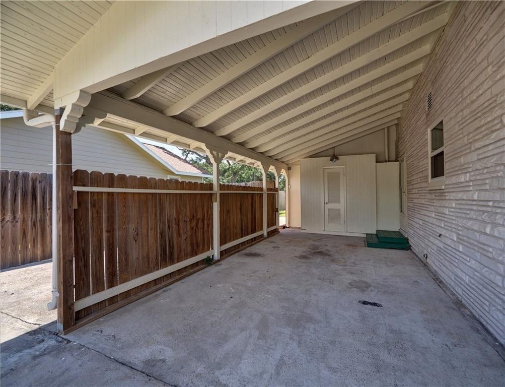 W Yoakum Ave, Aransas Pass, TX 78336