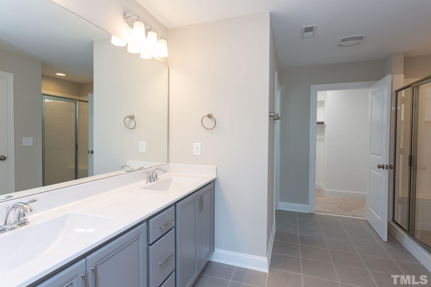 Fort Mcclary Ct, Cameron, NC 28326