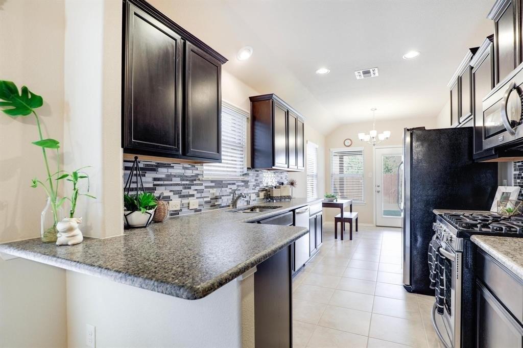 Coyote Pass Trl, Mckinney, TX 75071