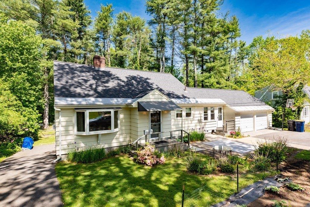 Marie Ave, Sharon, MA 02067