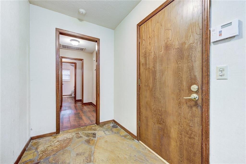 Bowling Green Pl, Norman, OK 73071