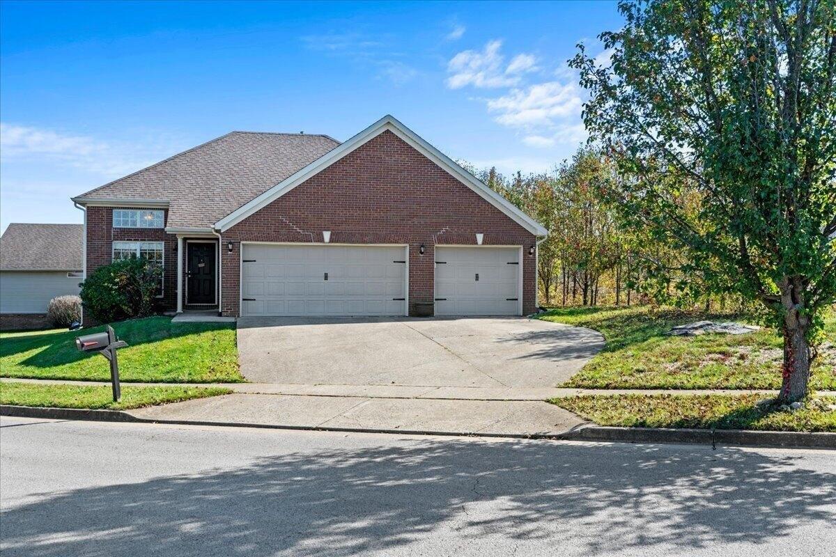 Lauderdale Dr, Lexington, KY 40515