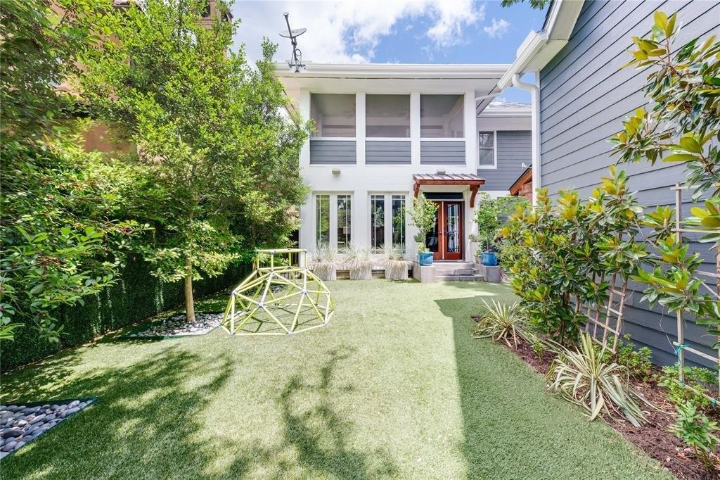Velasco Ave, Dallas, TX 75214