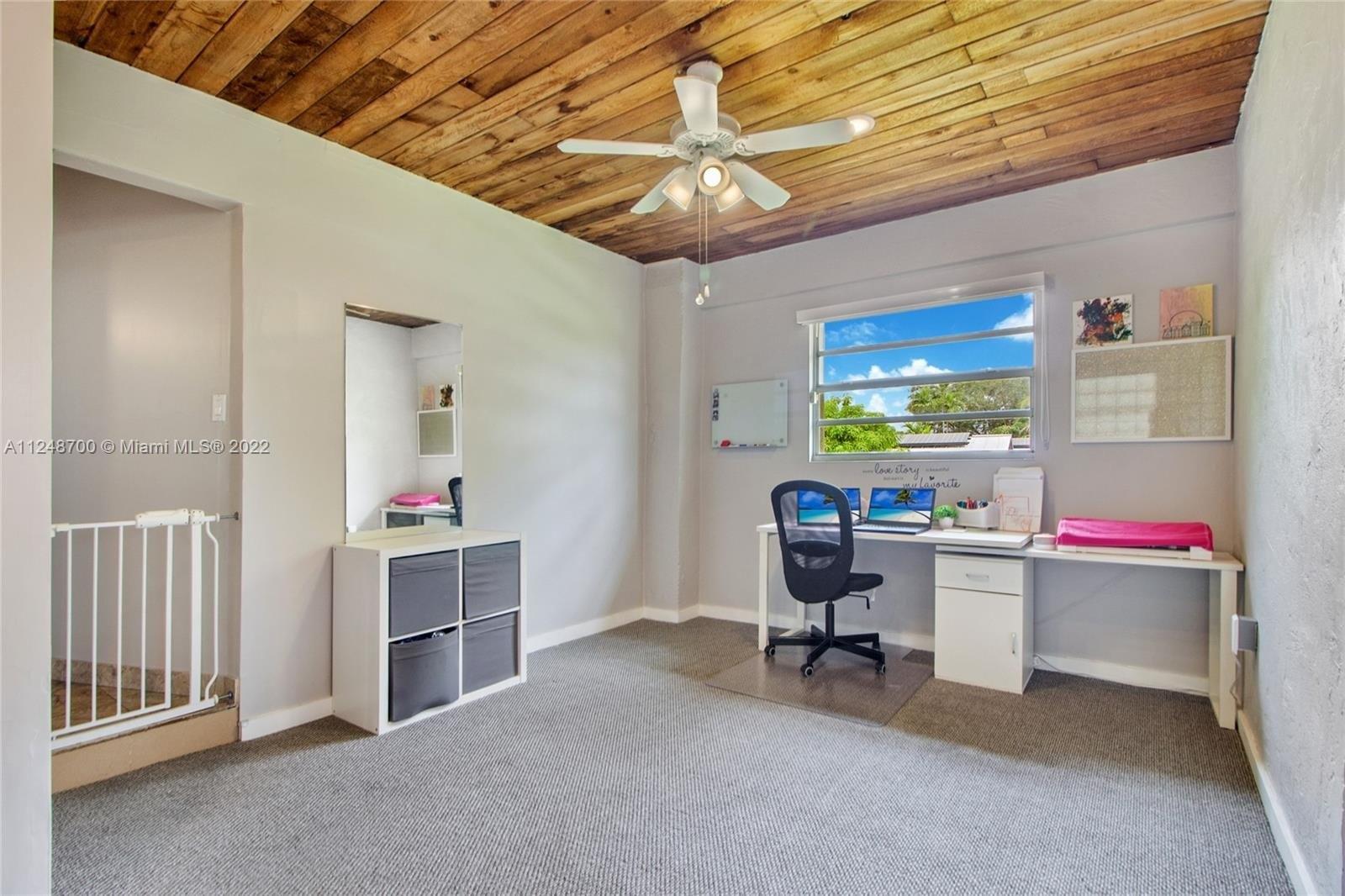 Sw 84th Ave, Palmetto Bay, FL 33157