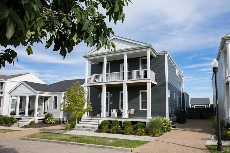 Simeon Bunker St, Saint Charles, MO 63301