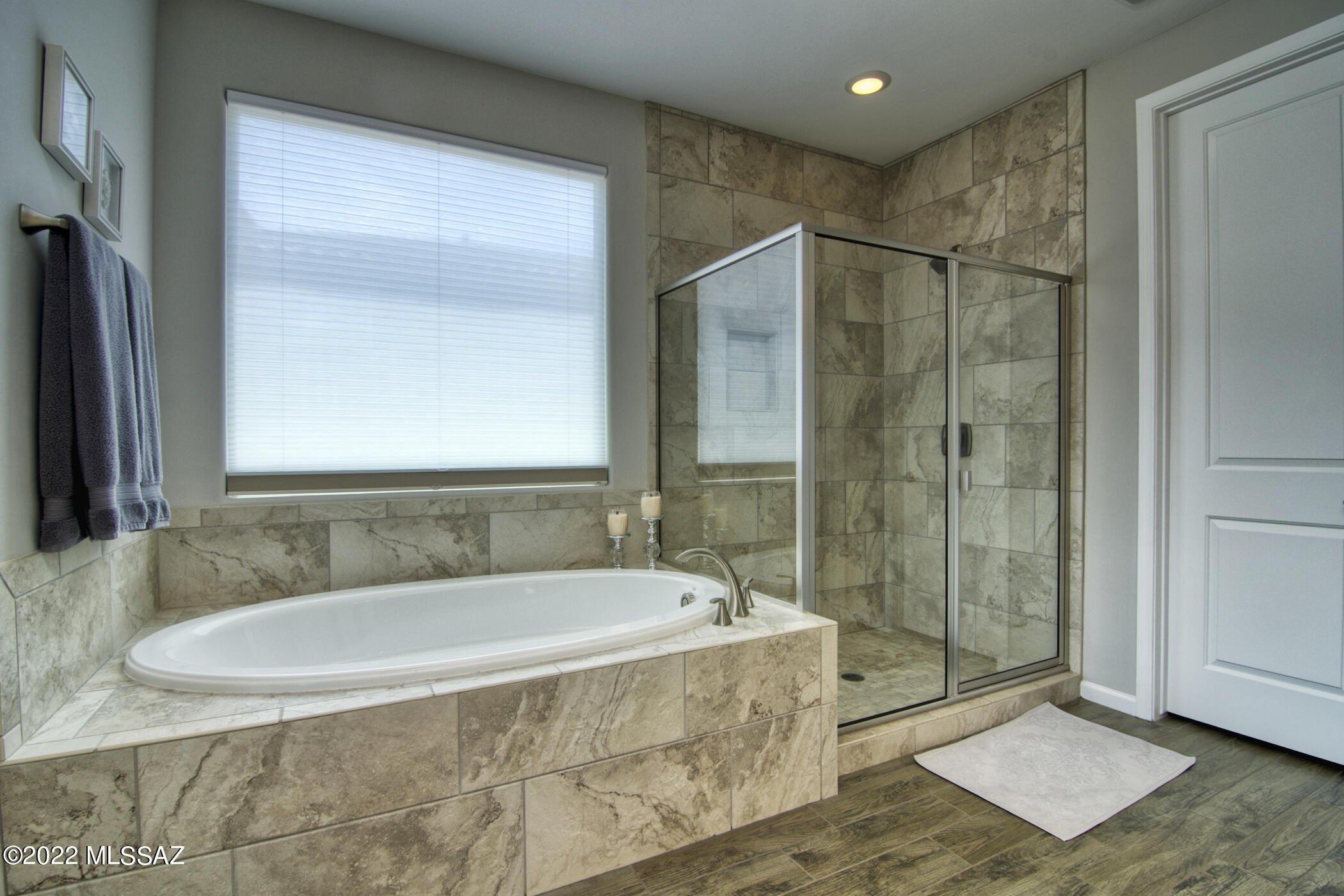 N Silverleaf Ln, Marana, AZ 85658