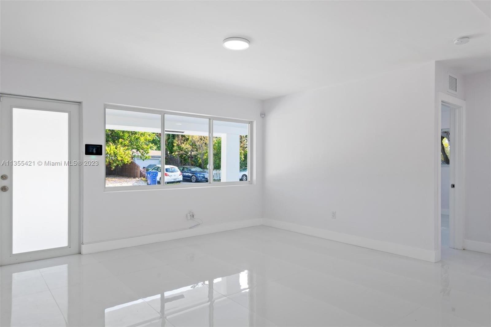 Almar Dr, Wilton Manors, FL 33334