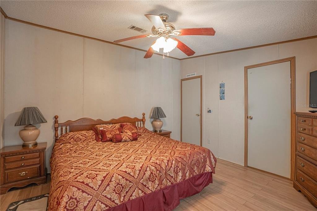 Ne 146th Ter, Silver Springs, FL 34488