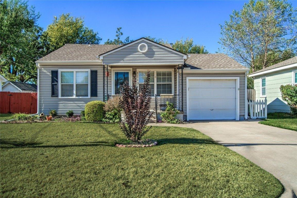 Florence Dr, Edmond, OK 73034