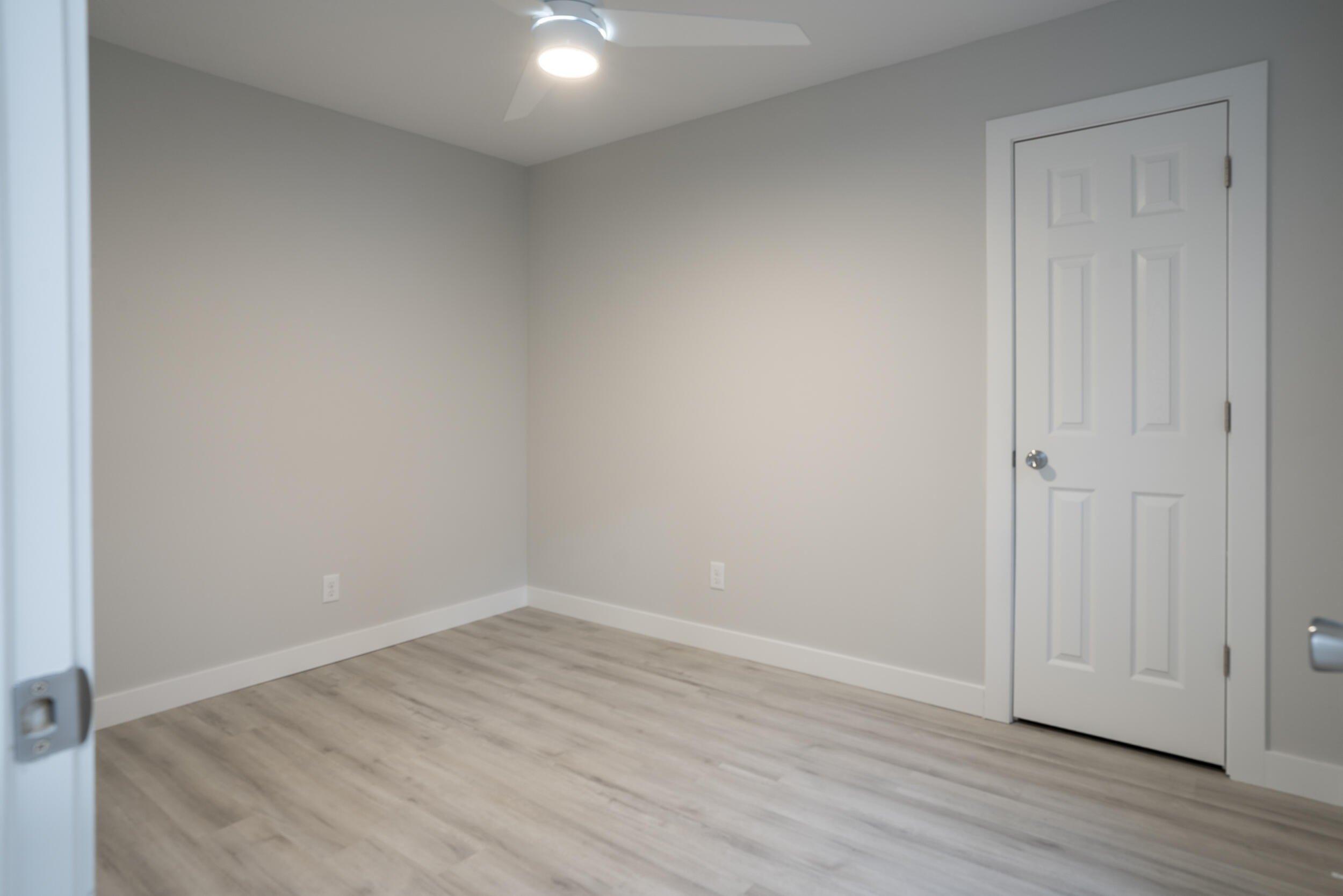 S Fort Ave, Springfield, MO 65807