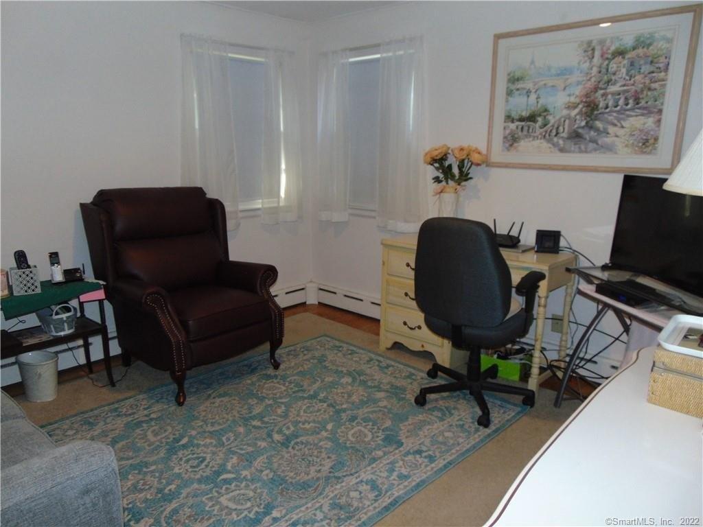 Bradford Dr, Cheshire, CT 06410