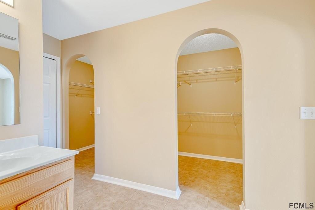 London Dr, Palm Coast, FL 32137