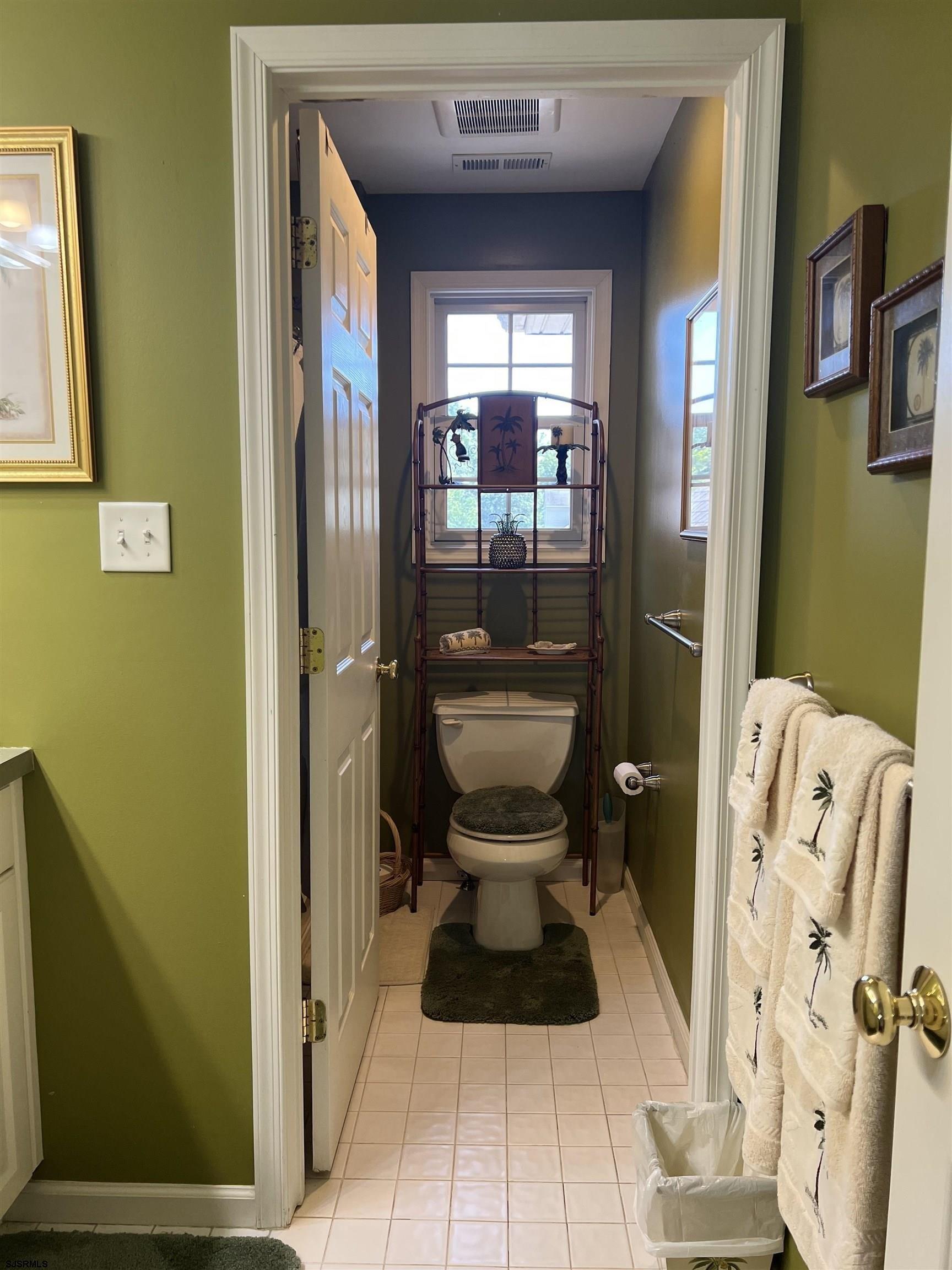 Marshall Dr, Egg Harbor Township, NJ 08234