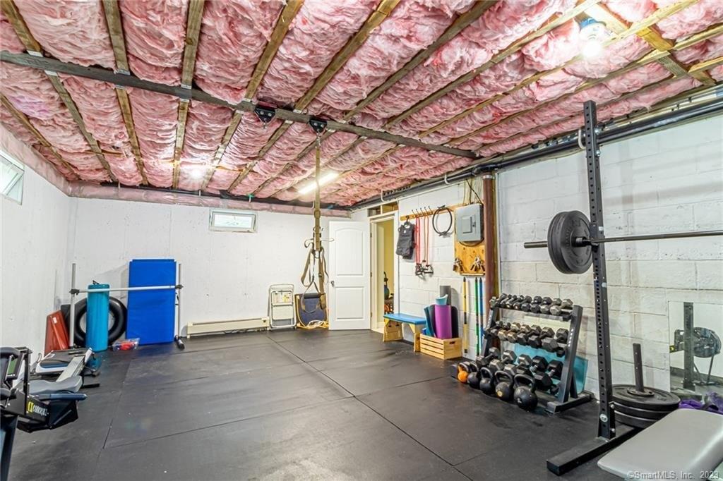 Foxcroft Rd, Niantic, CT 06357