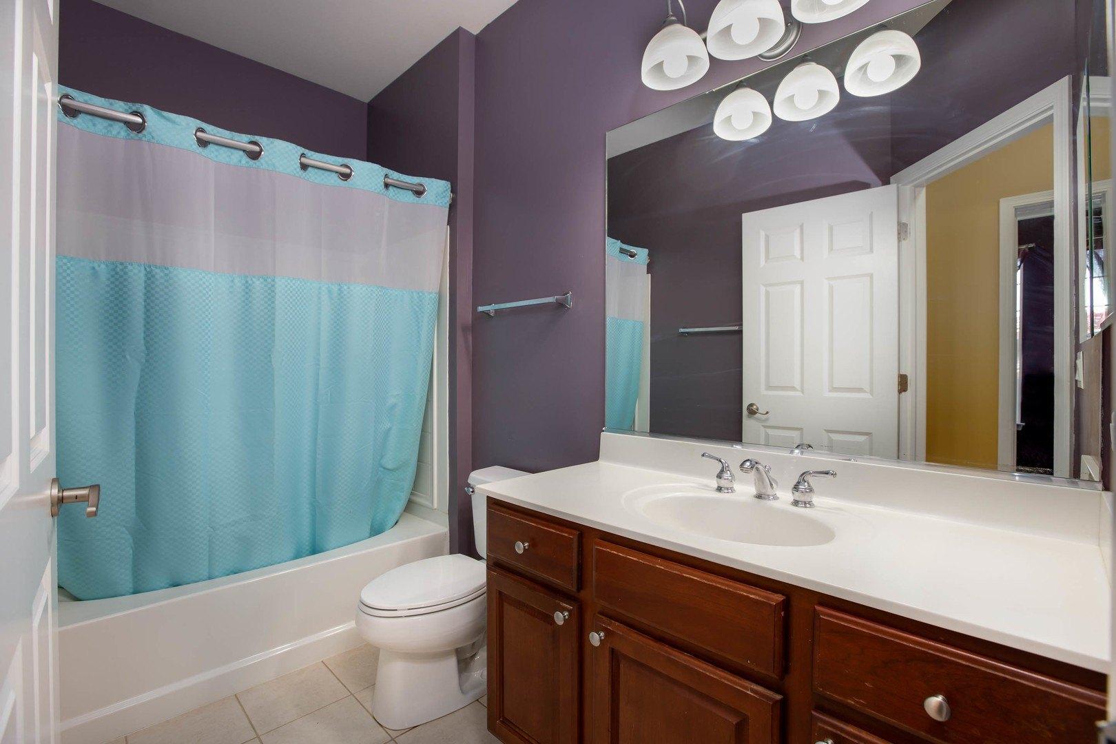 Post Oak Cir, West Chicago, IL 60185