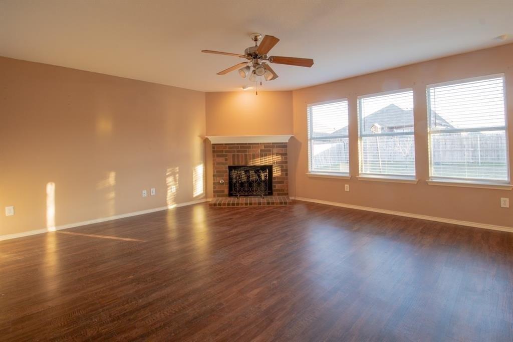 Spruce Trl, Forney, TX 75126