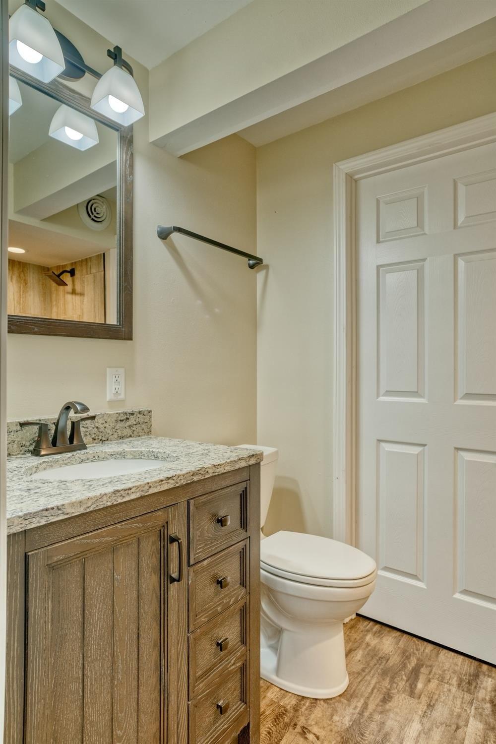 Luann Dr N, Demotte, IN 46310