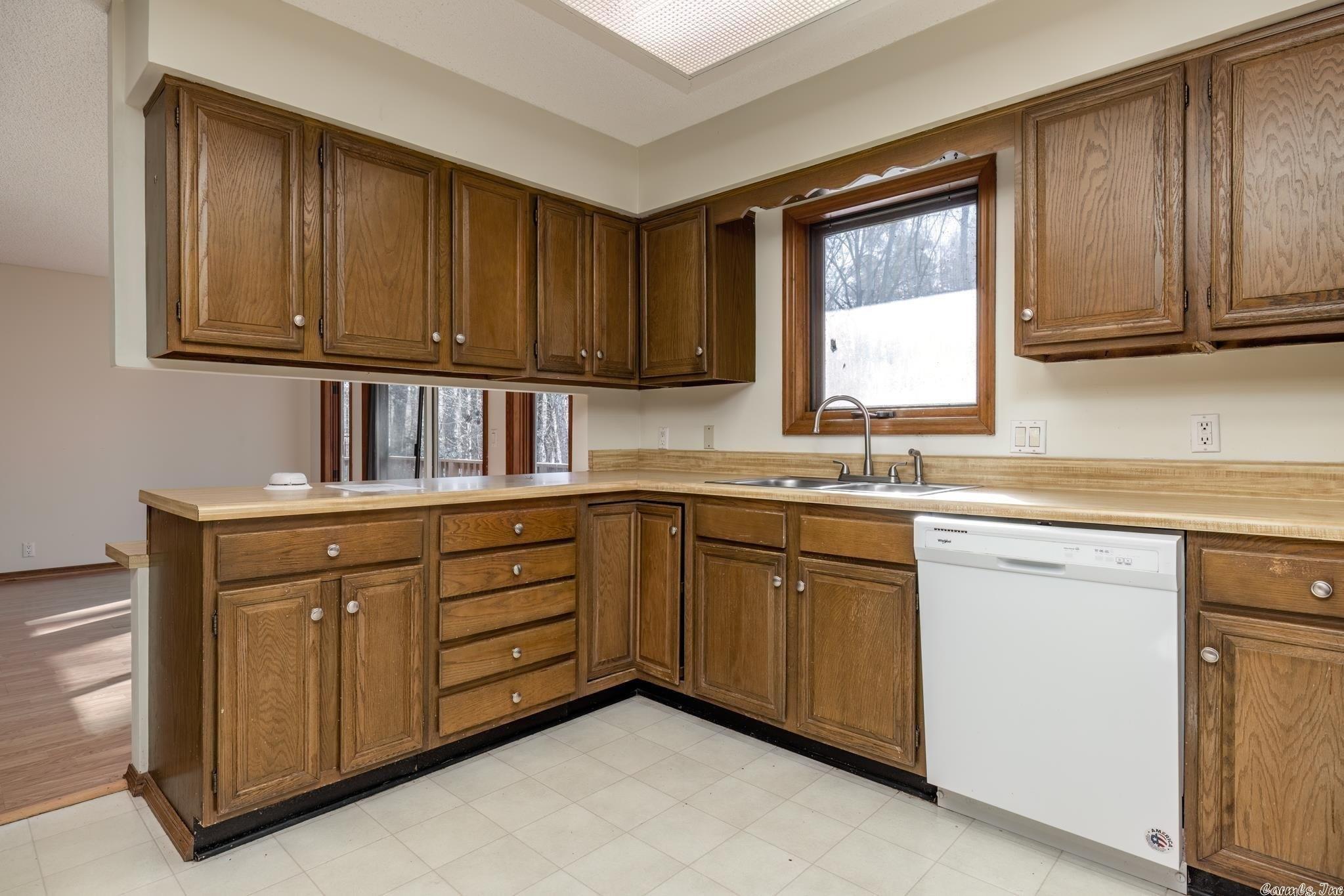 Reddina Ln, Hot Springs Village, AR 71909
