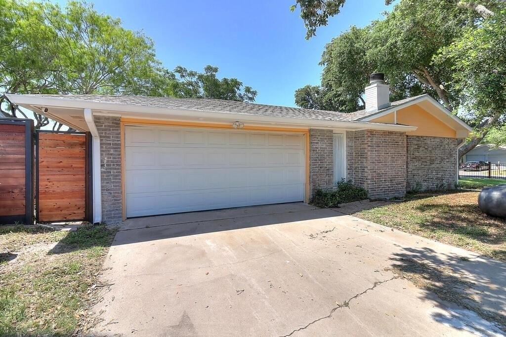 Antares Dr, Corpus Christi, TX 78418
