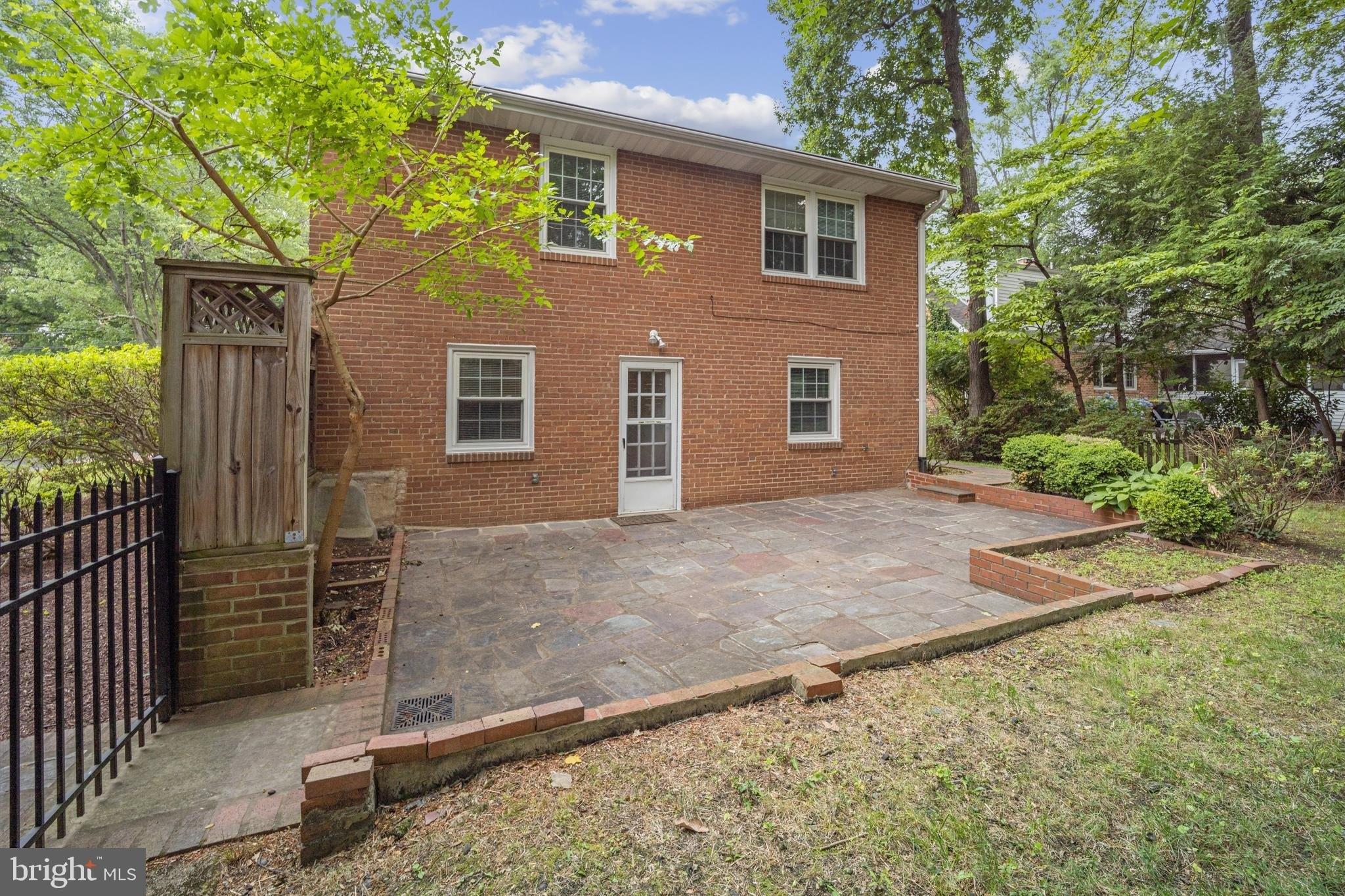 Granby St, Bethesda, MD 20817