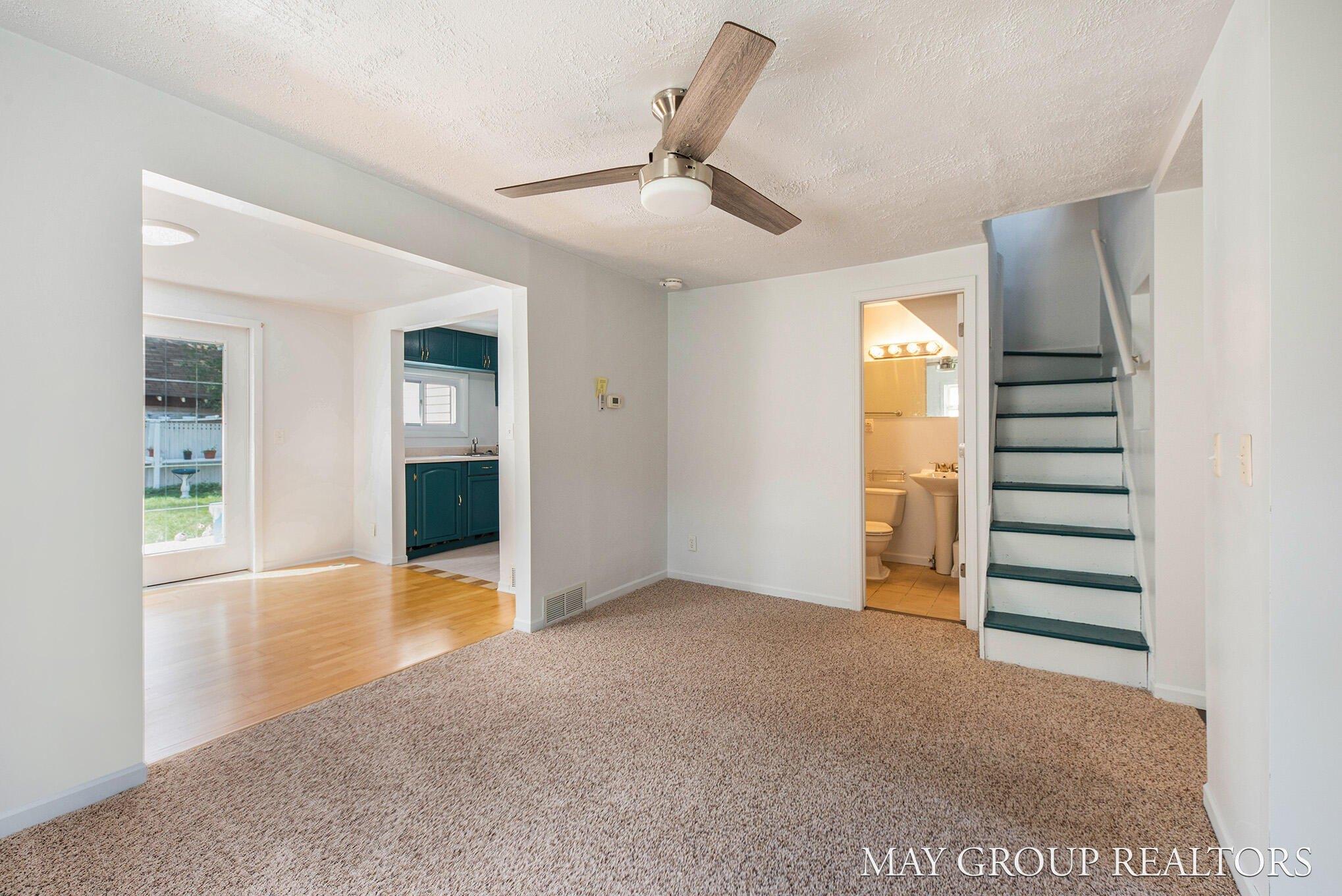 Emerald Ave Ne, Grand Rapids, MI 49505