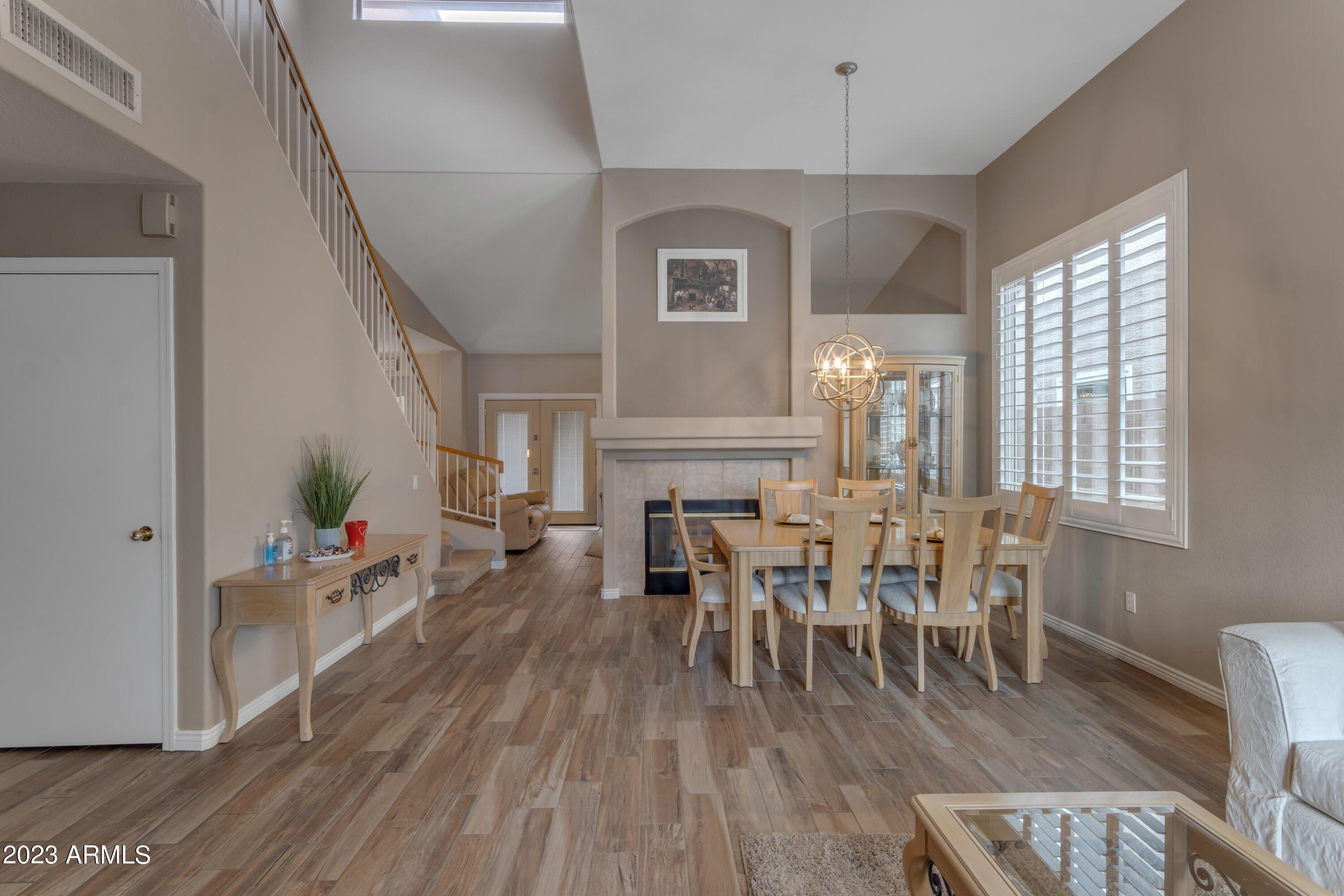 E Tonto Ln, Phoenix, AZ 85050