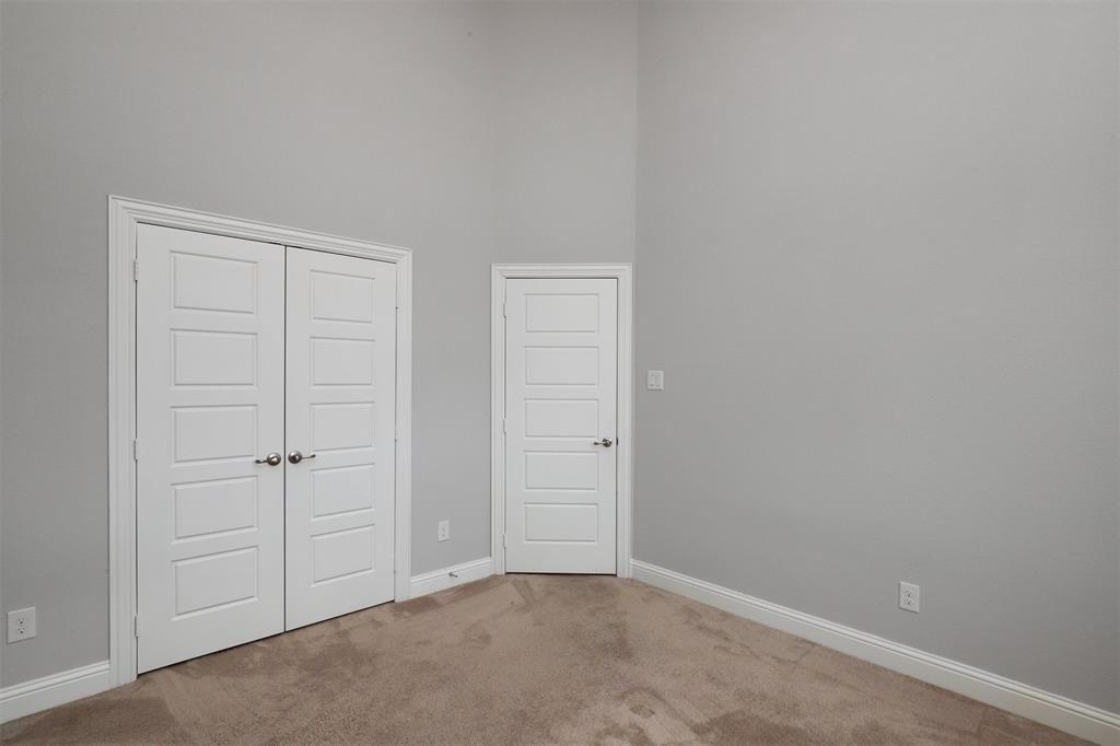 Meadow Creek Dr, Mckinney, TX 75070