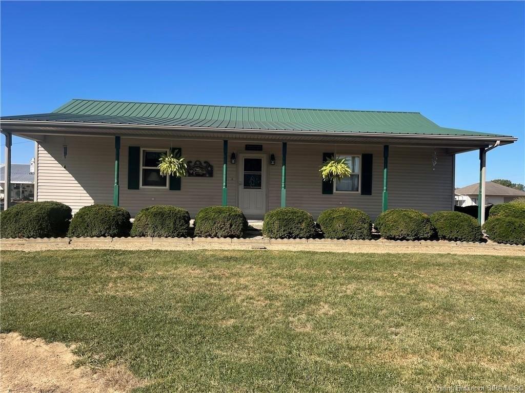 N Wooster Rd, Scottsburg, IN 47170