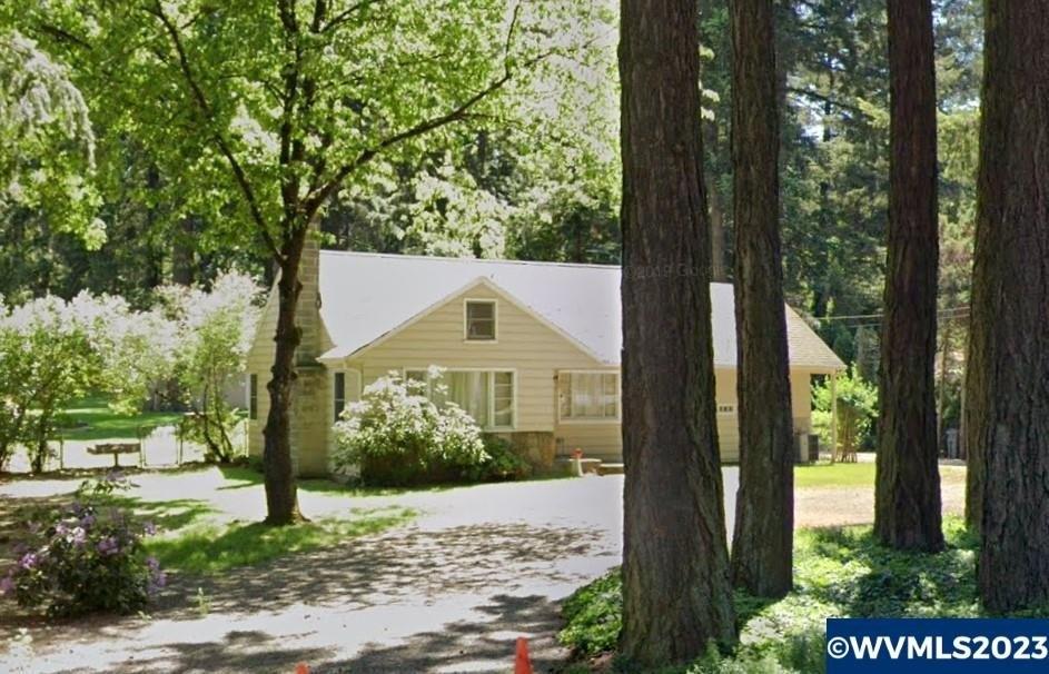 Carman Dr, Lake Oswego, OR 97035