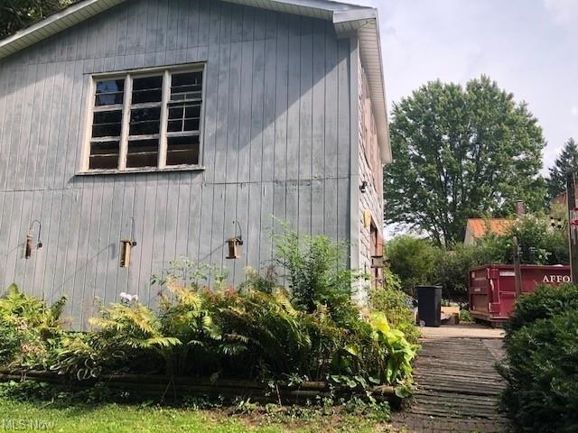 Lake St, Kingsville, OH 44048