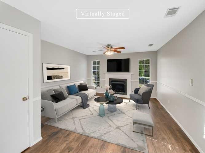 Brittany Dr, Stone Mountain, GA 30083