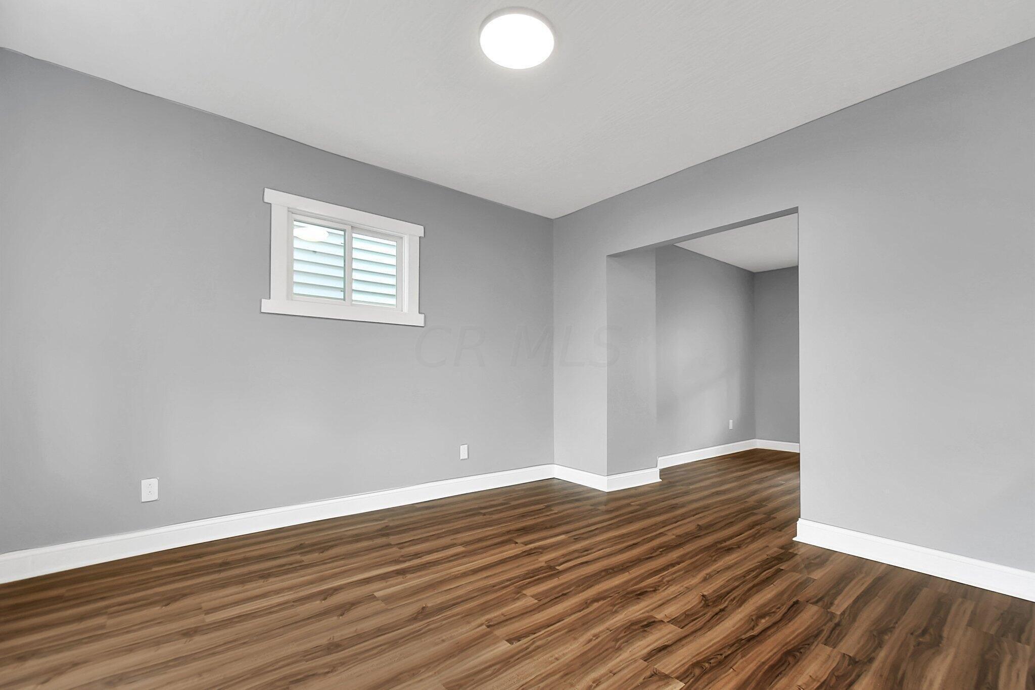 S Harris Ave, Columbus, OH 43204