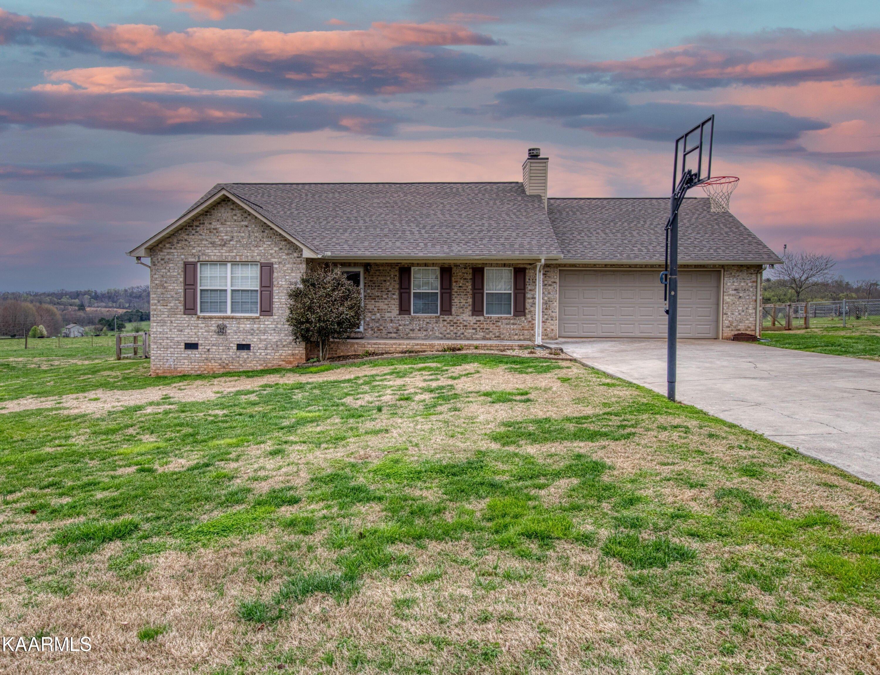 Mountain Crest Ln, Greenback, TN 37742