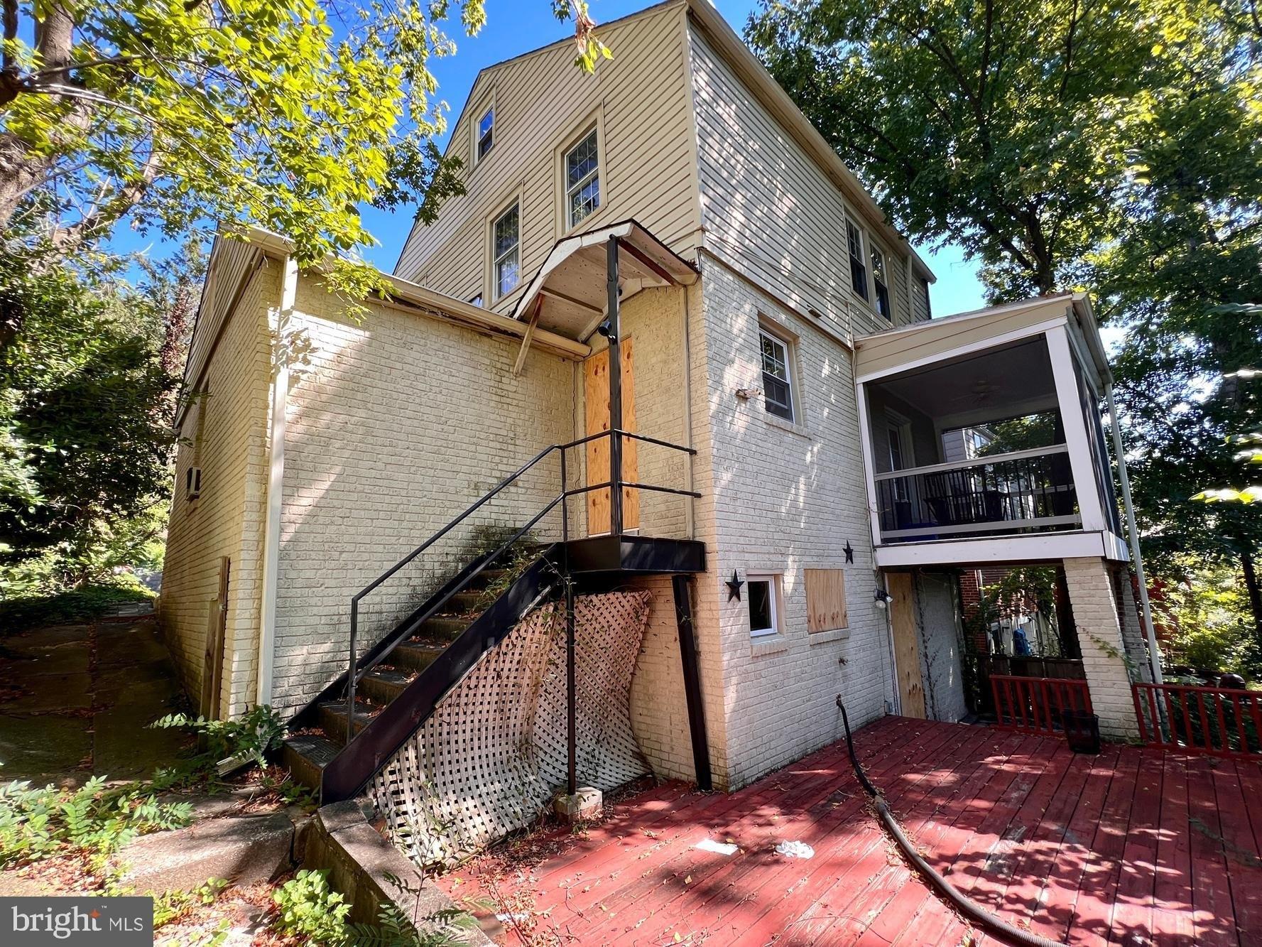 Inwood St, Cheverly, MD 20785