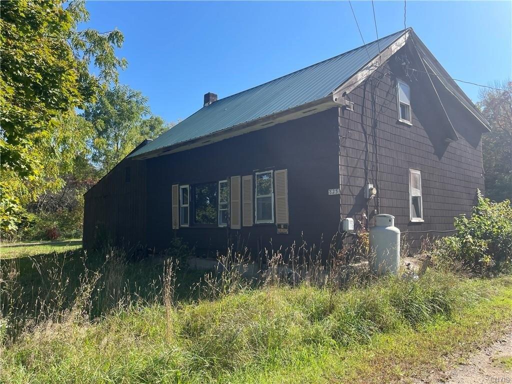 Baldwin Rd, Fulton, NY 13069