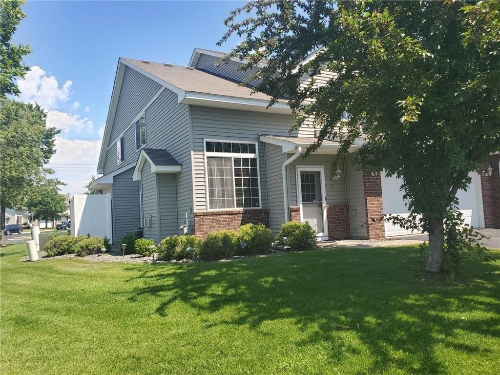 Maclynn Ave Ne, Albertville, MN 55301