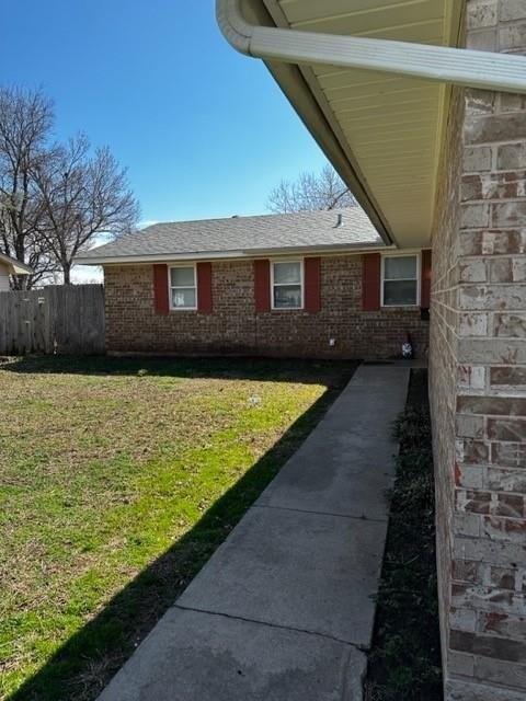 Village Dr, Norman, OK 73071